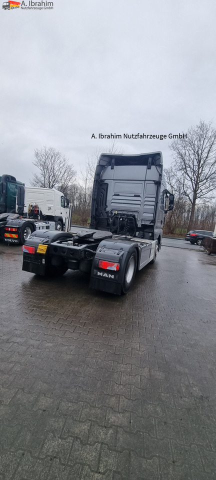 Tractor unit MAN 18.500 TGX Retarder, 2x Tank, Motorschaden !!: picture 14