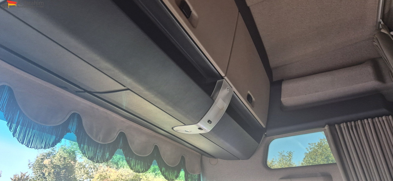 MAN TGX 18.460 Retarder, Klima, 1. Hand ATM - Tractor unit: picture 2 MAN TGX 18.460 Retarder, Klima, 1. Hand ATM - Tractor unit: picture 2