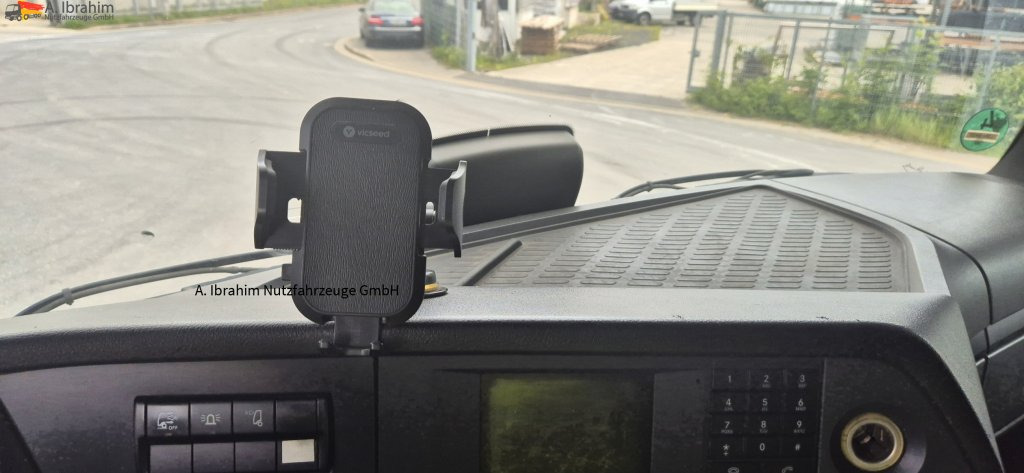 Mercedes-Benz DB 1842H 4x4 Hydrodrive Scheckheft bei Mercedes - Tractor unit: picture 2 Mercedes-Benz DB 1842H 4x4 Hydrodrive Scheckheft bei Mercedes - Tractor unit: picture 2