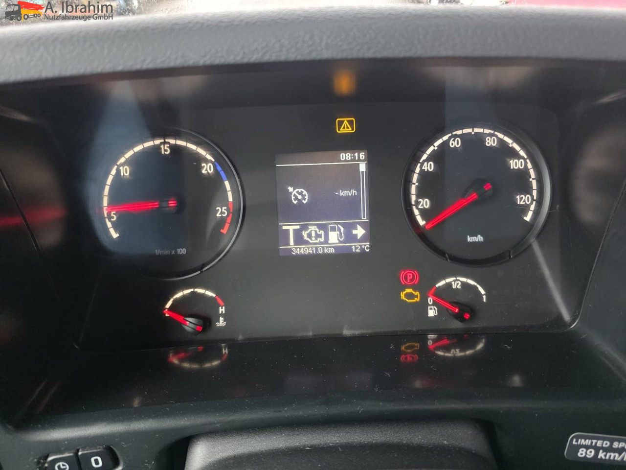 Scania R560 | 6x4 | V8 | Blatt Blatt | Schaltgetriebe |Kipphydraulik | Klima | Trommelbremse| 3 Pedals - Tractor unit: picture 2 Scania R560 | 6x4 | V8 | Blatt Blatt | Schaltgetriebe |Kipphydraulik | Klima | Trommelbremse| 3 Pedals - Tractor unit: picture 2