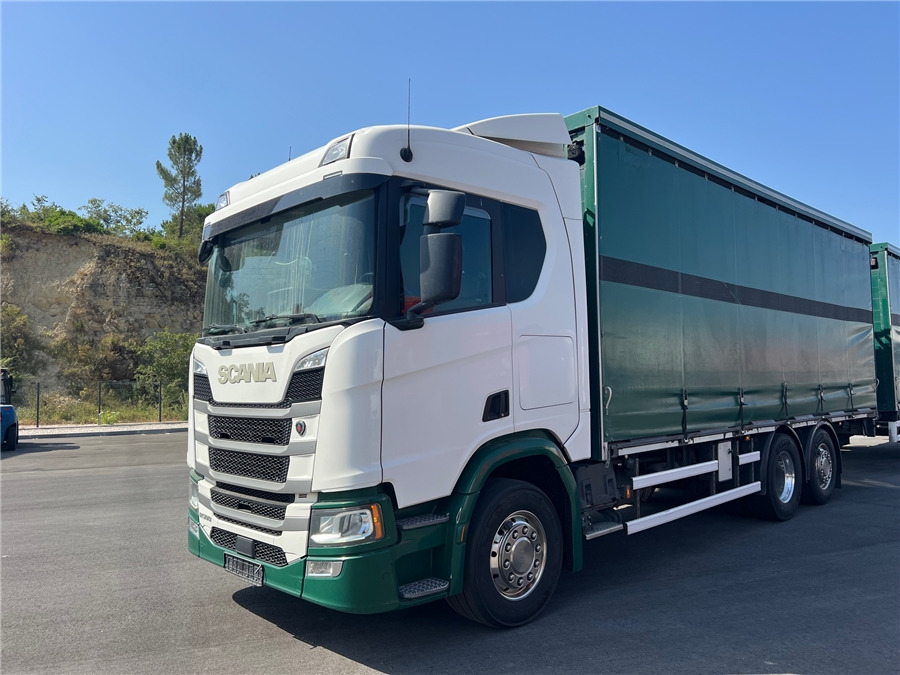 Scania R500 - Curtainsider truck: picture 1 Scania R500 - Curtainsider truck: picture 1