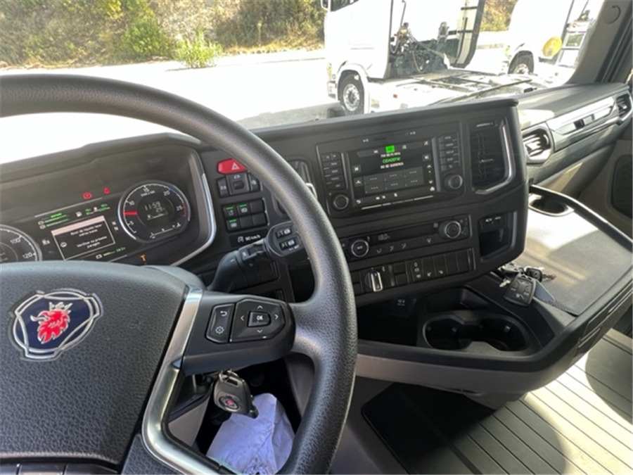 Tractor unit Scania R500: picture 12