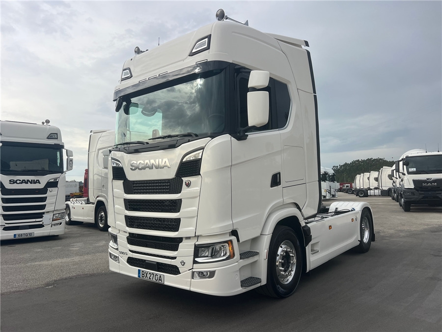 Scania S590 V8 / FULL AIR - Tractor unit: picture 3 Scania S590 V8 / FULL AIR - Tractor unit: picture 3