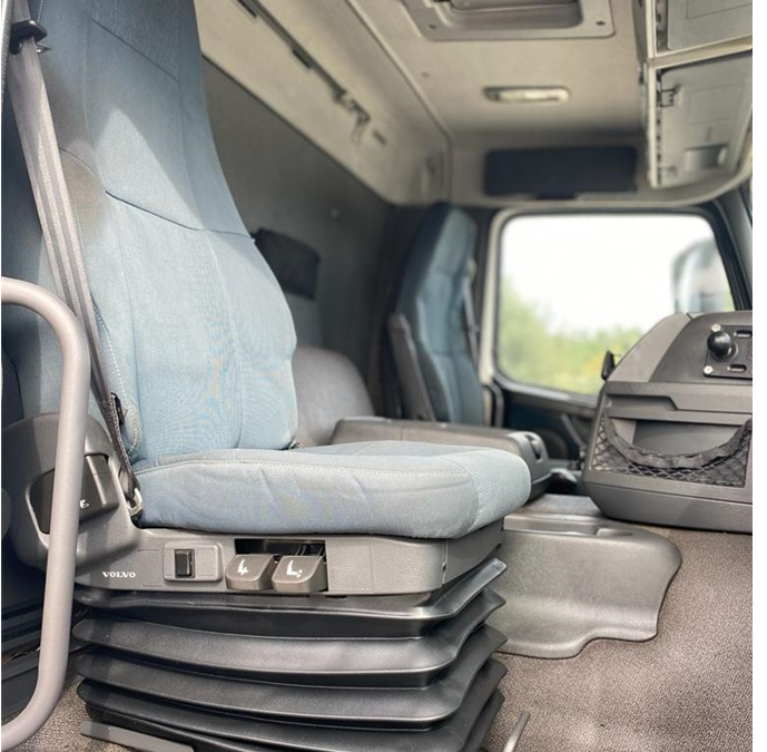 Volvo FM - Cab chassis truck: picture 4 Volvo FM - Cab chassis truck: picture 4