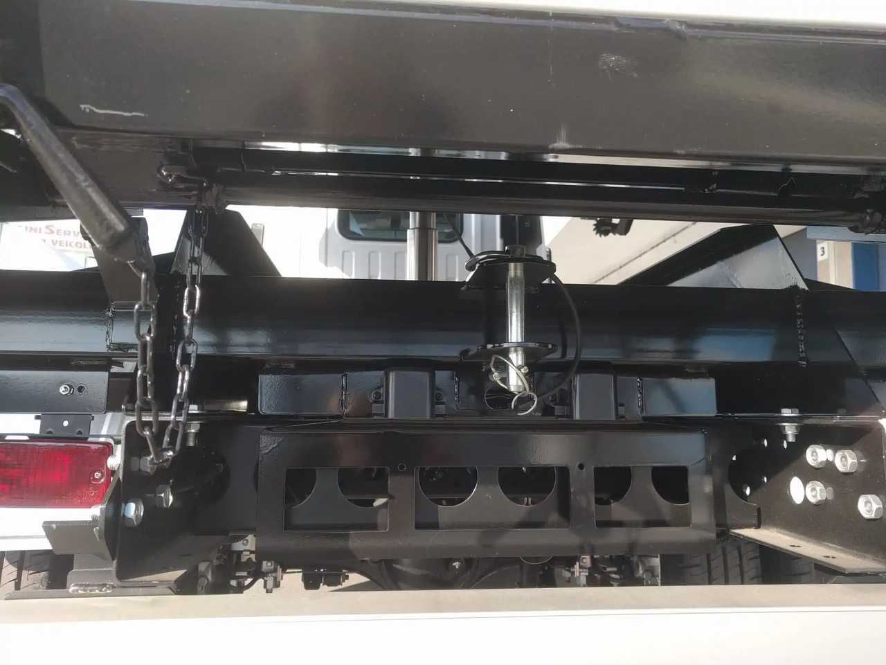 Tipper van ISUZU NNR M21 T: picture 7