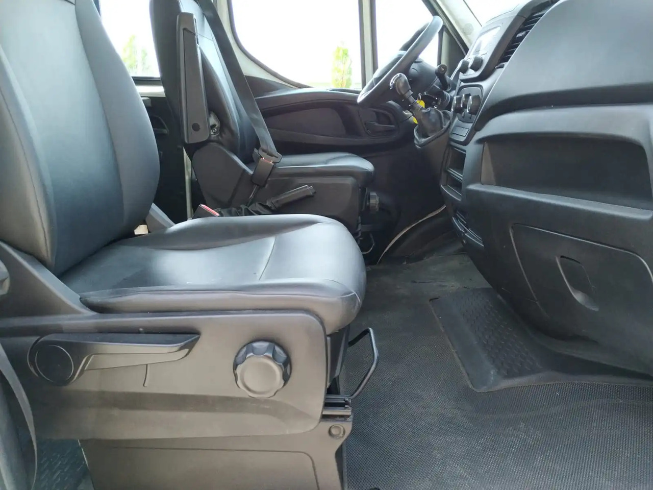 Tipper van IVECO DAILY 35C16 6 POSTI 3000 CC: picture 14