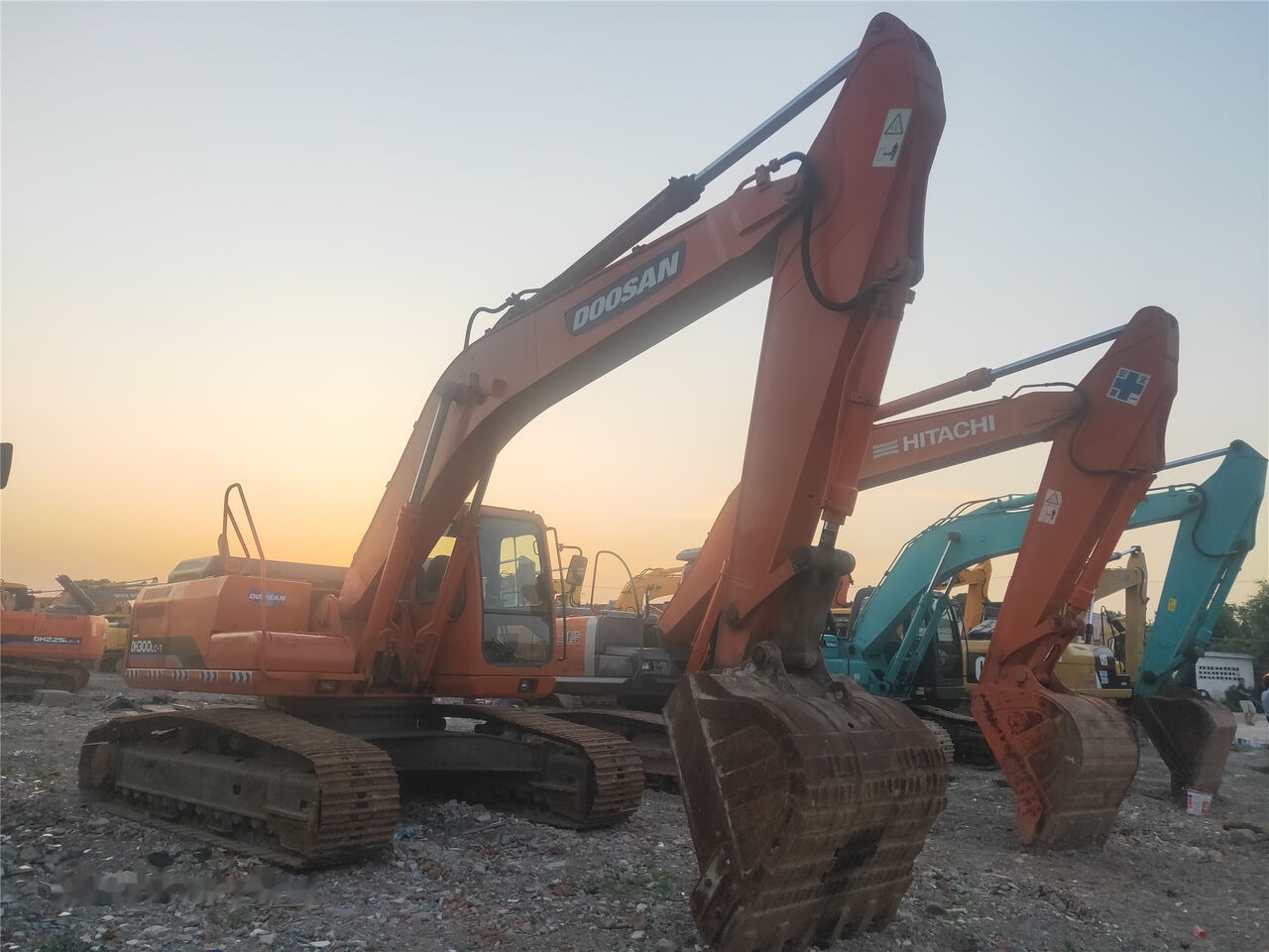 Doosan DH300LC-7 - Crawler excavator: picture 1 Doosan DH300LC-7 - Crawler excavator: picture 1