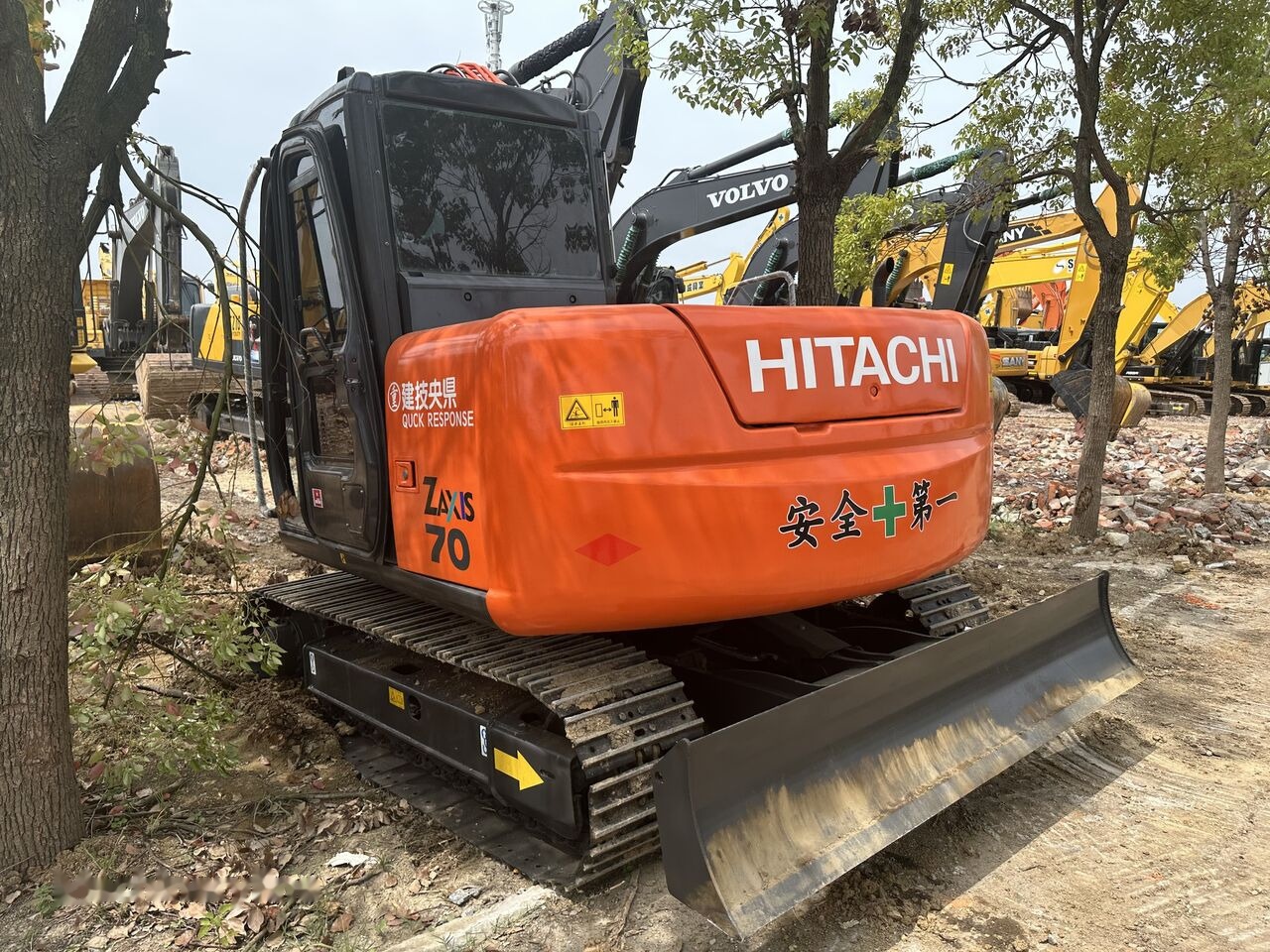 Hitachi ZX70 - Crawler excavator: picture 1 Hitachi ZX70 - Crawler excavator: picture 1