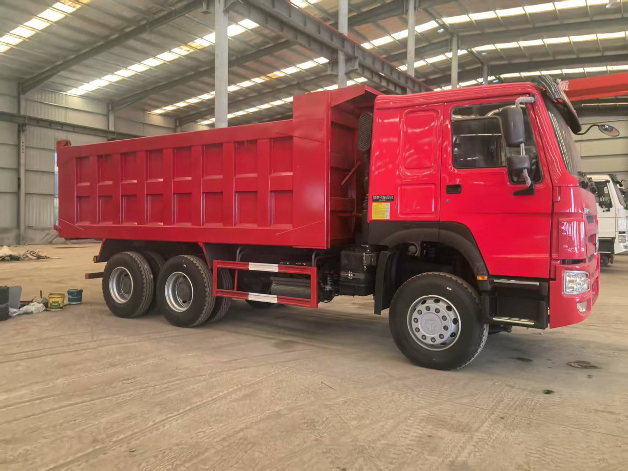 Howo 371 6X4 NEW - Tipper: picture 2 Howo 371 6X4 NEW - Tipper: picture 2