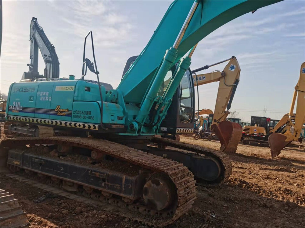 Kobelco SK210LC - Crawler excavator: picture 1 Kobelco SK210LC - Crawler excavator: picture 1