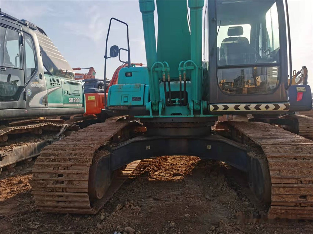 Kobelco SK210LC - Crawler excavator: picture 2 Kobelco SK210LC - Crawler excavator: picture 2