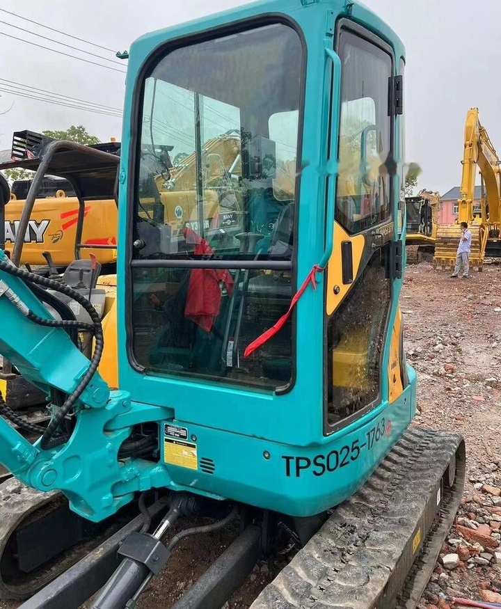 Kubota KX135 - Mini excavator: picture 1 Kubota KX135 - Mini excavator: picture 1