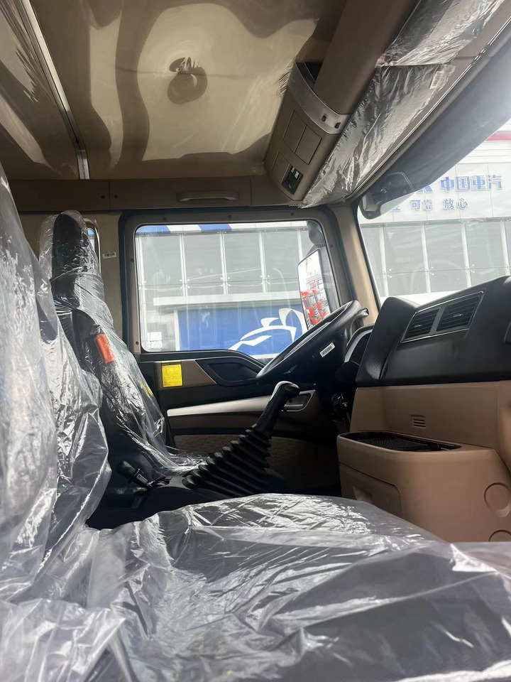 Sinotruk Howo TX350 Mixer truck - Concrete mixer truck: picture 3 Sinotruk Howo TX350 Mixer truck - Concrete mixer truck: picture 3