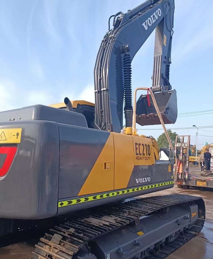 Volvo EC210 - Crawler excavator: picture 4 Volvo EC210 - Crawler excavator: picture 4