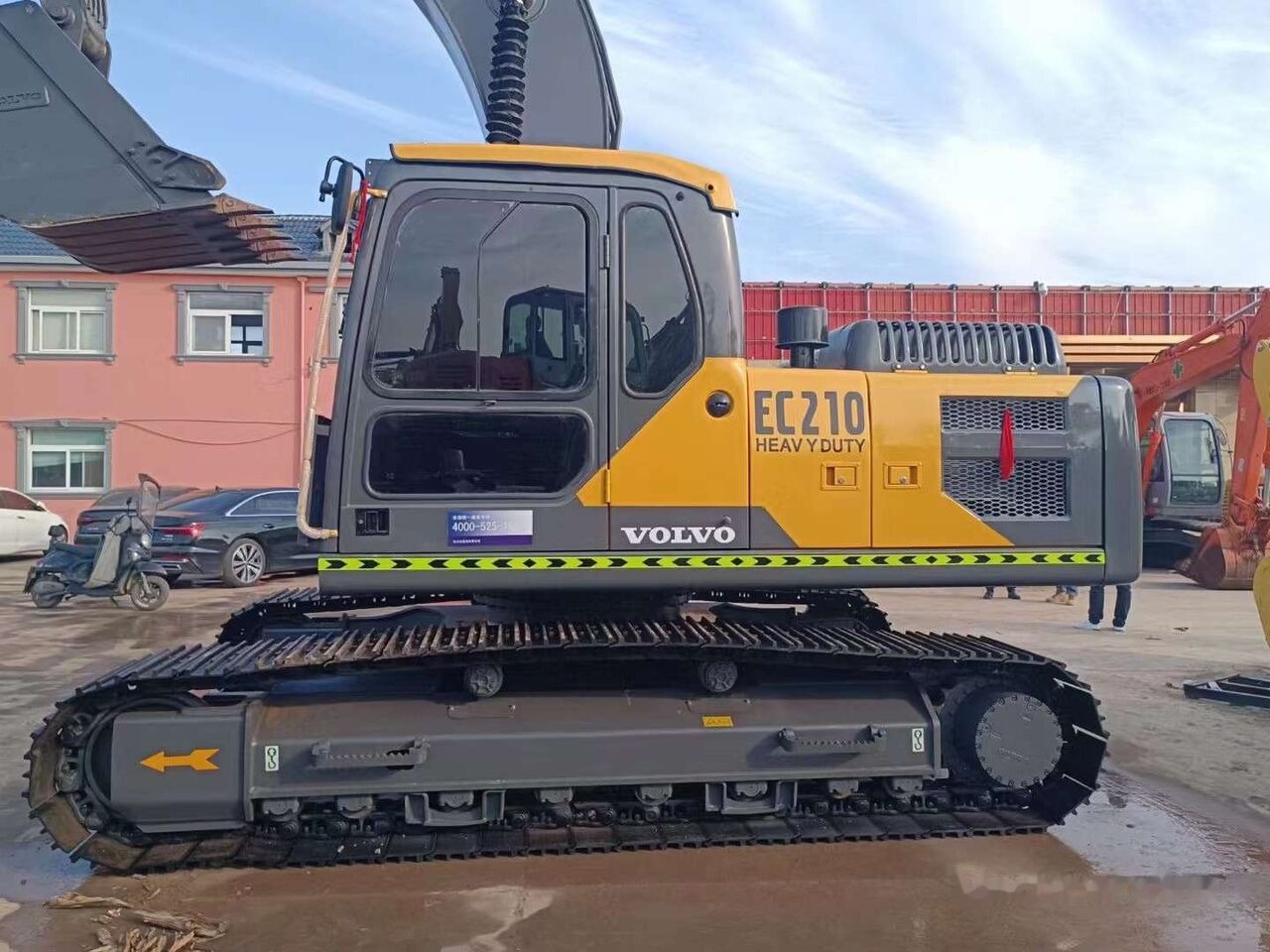 Volvo EC210 - Crawler excavator: picture 5 Volvo EC210 - Crawler excavator: picture 5