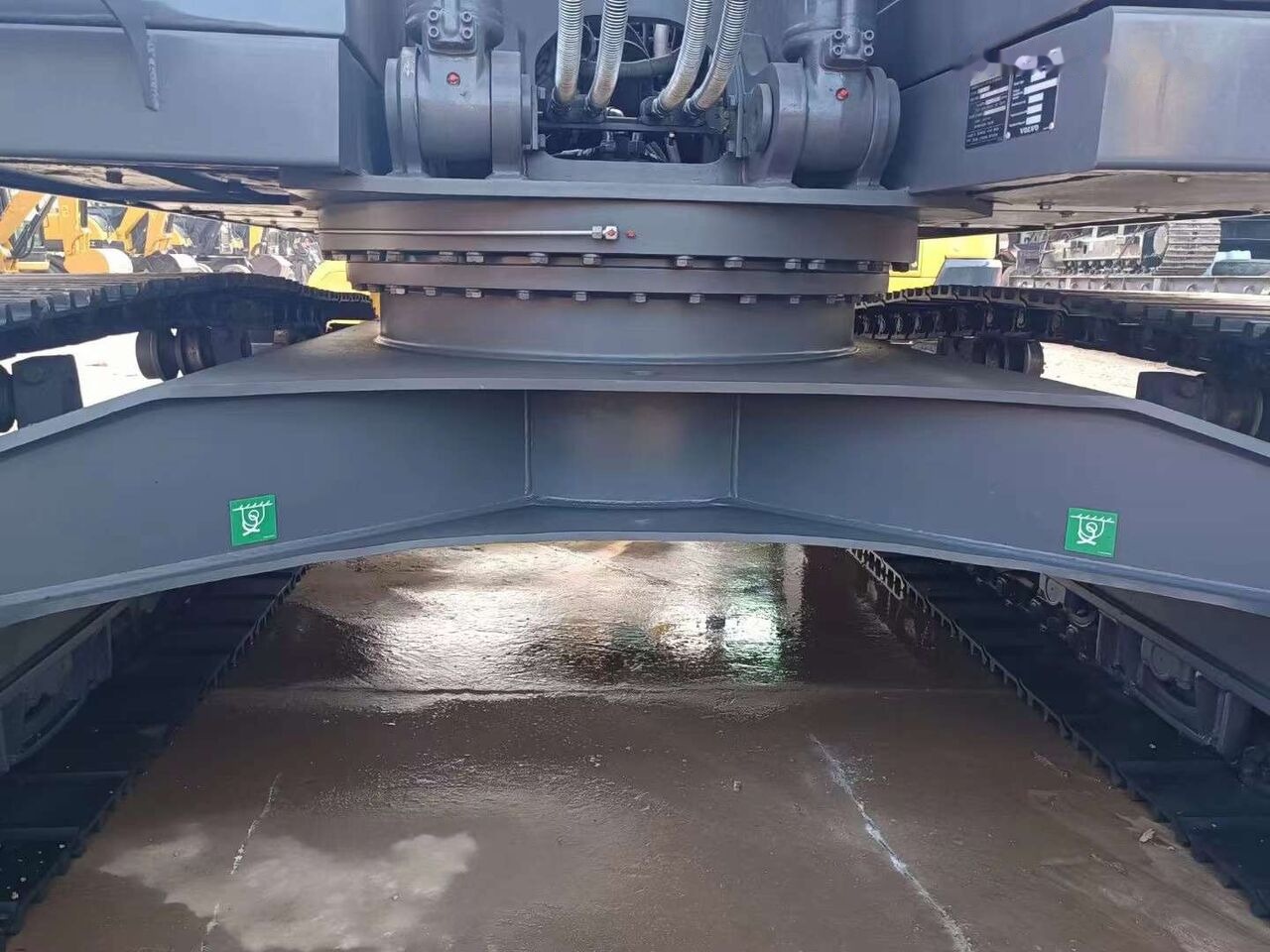 Volvo EC210 - Crawler excavator: picture 3 Volvo EC210 - Crawler excavator: picture 3