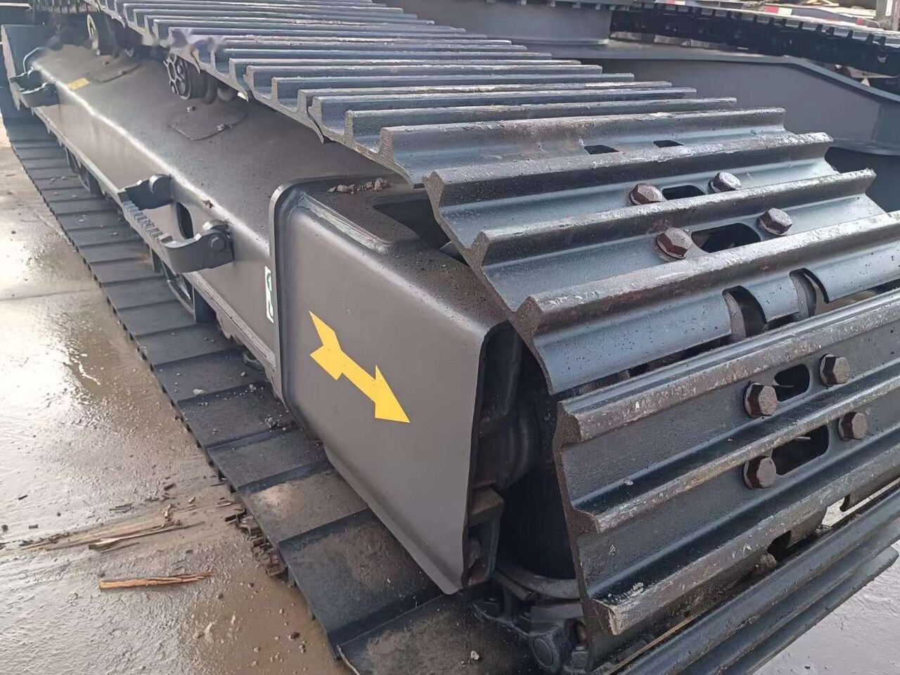 Volvo EC210 - Crawler excavator: picture 1 Volvo EC210 - Crawler excavator: picture 1