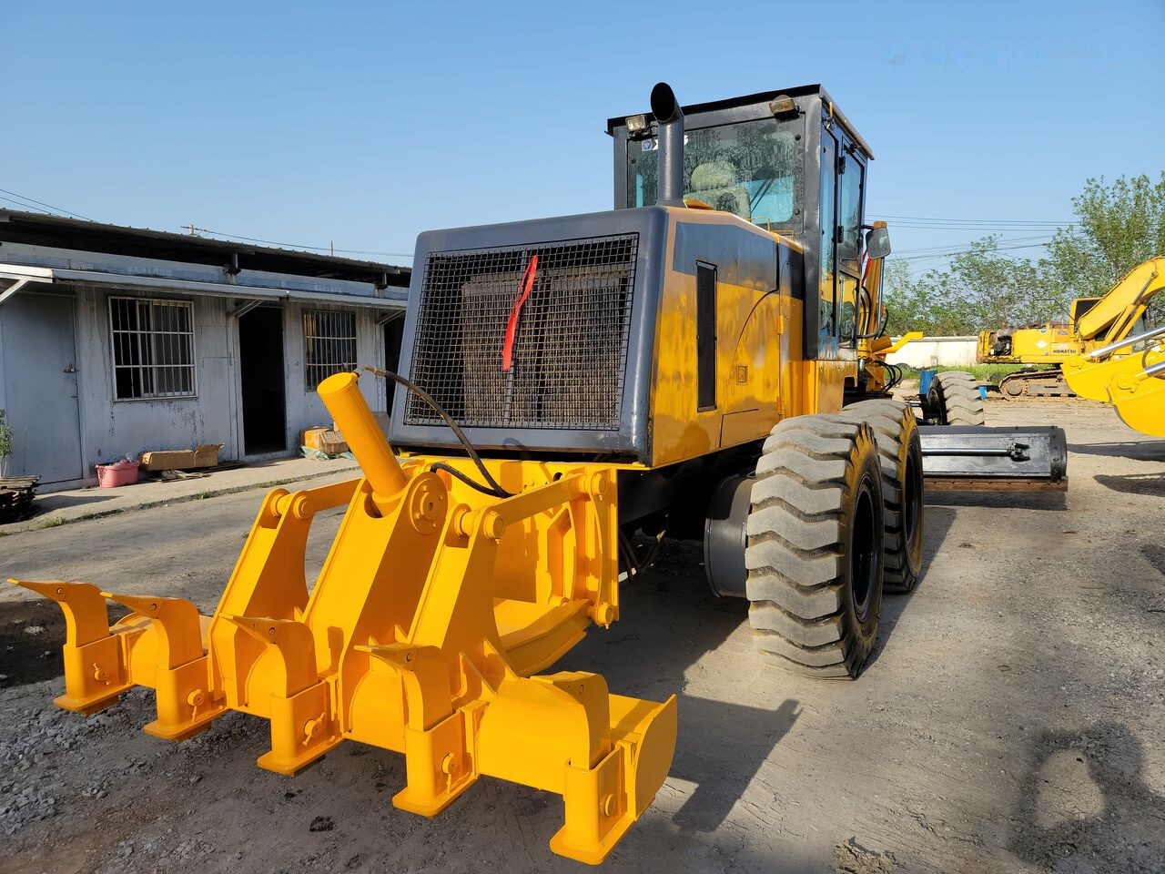 XCMG GR180 - Grader: picture 3 XCMG GR180 - Grader: picture 3