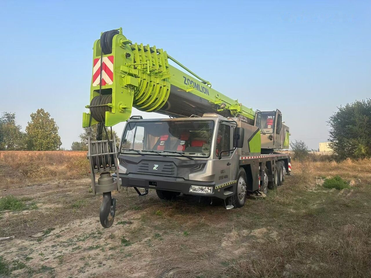 Zoomlion ZTC900V6 - Mobile crane: picture 3 Zoomlion ZTC900V6 - Mobile crane: picture 3