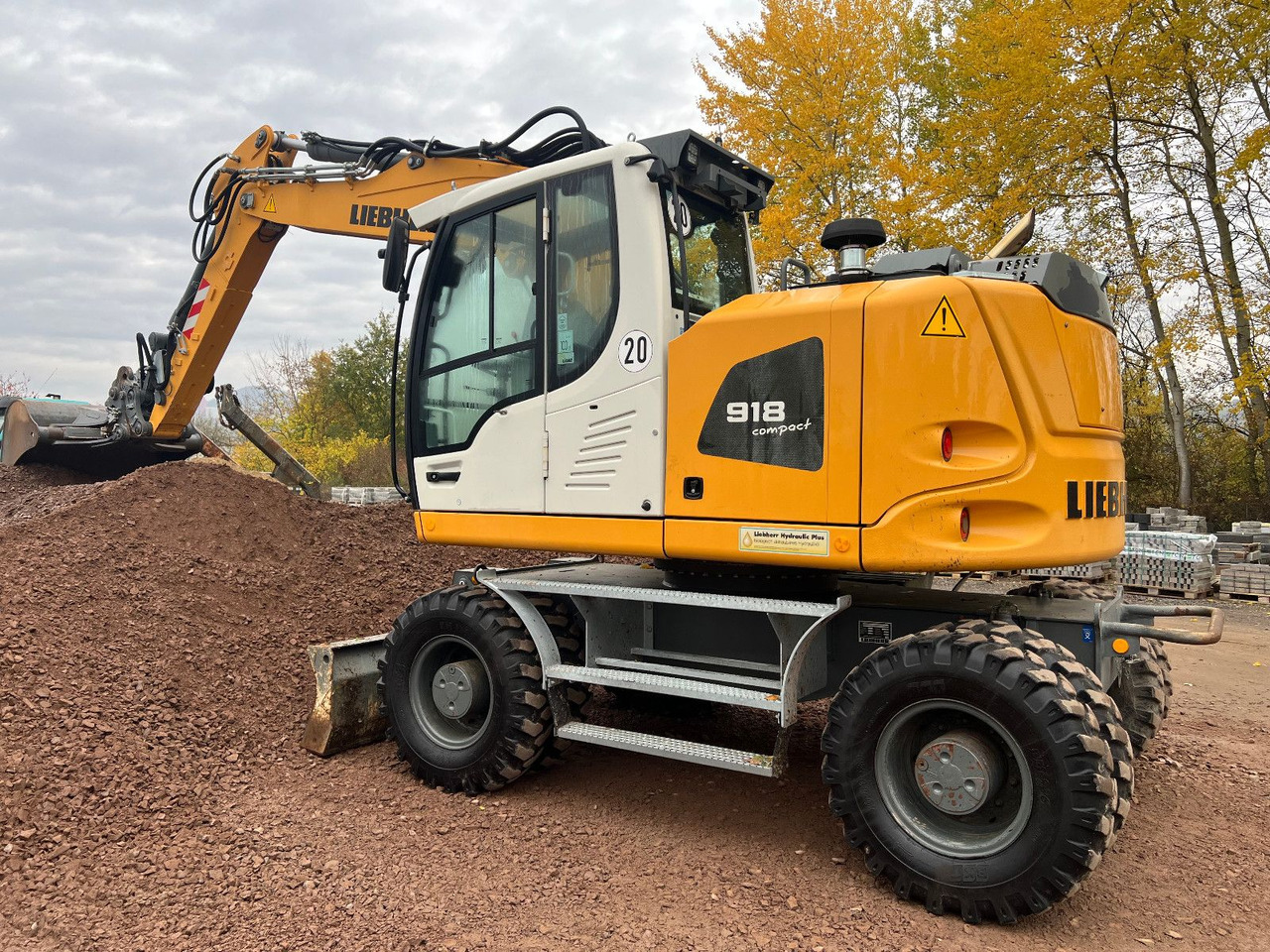 Liebherr A 918 Compact SW 48 Likufix - Wheel excavator: picture 1 Liebherr A 918 Compact SW 48 Likufix - Wheel excavator: picture 1