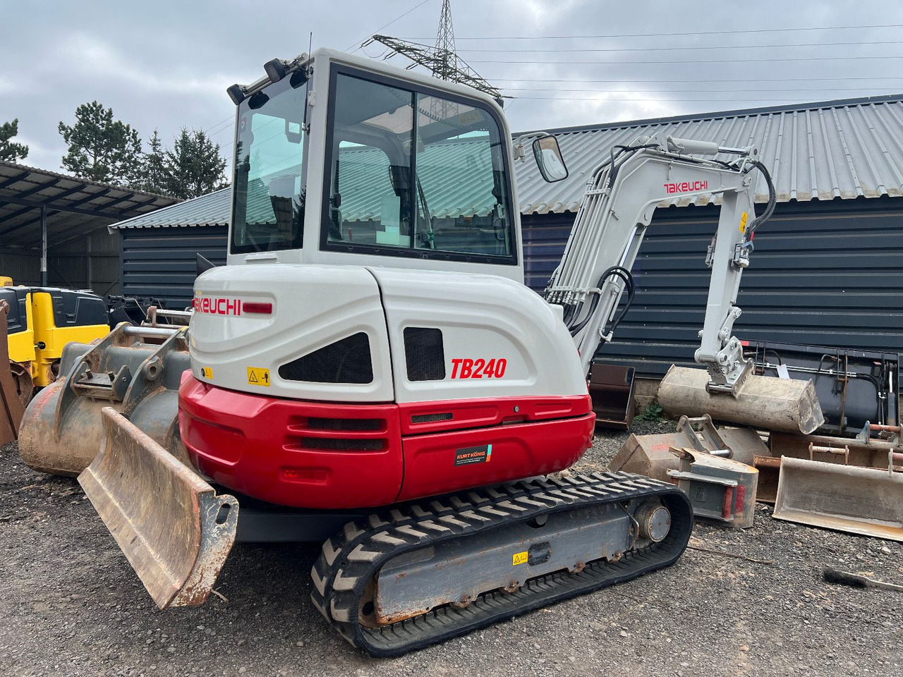 Takeuchi TB 240 DPF V4 - Mini excavator: picture 1 Takeuchi TB 240 DPF V4 - Mini excavator: picture 1