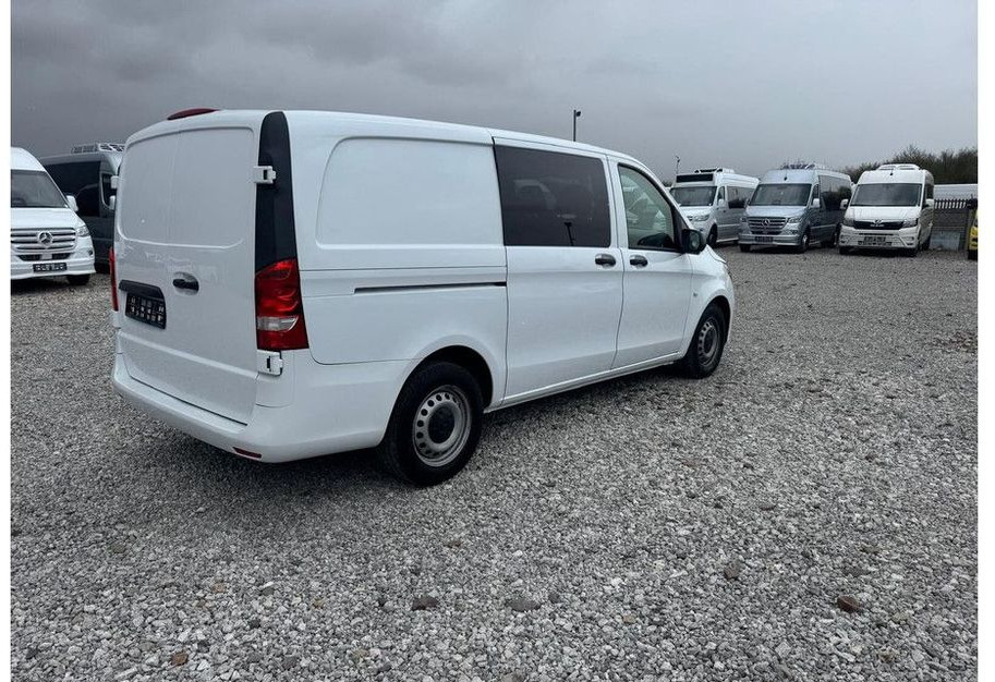 Mercedes-Benz Vito - Combi van: picture 5 Mercedes-Benz Vito - Combi van: picture 5