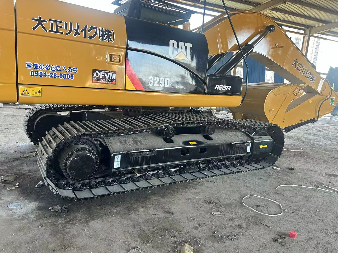 CAT 329D - Crawler excavator: picture 2 CAT 329D - Crawler excavator: picture 2