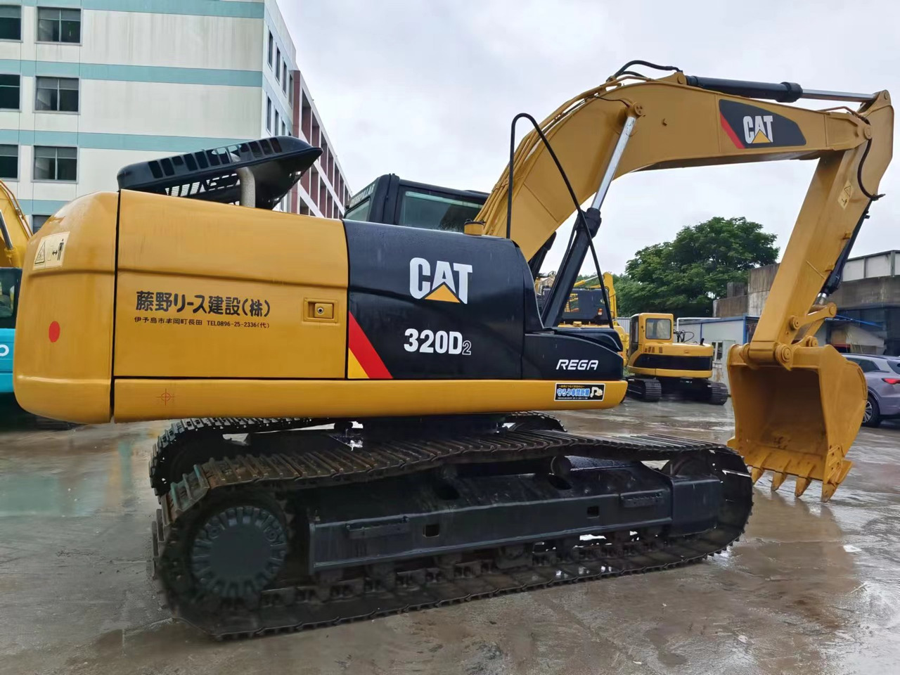CATERPILLAR 320D2 CAT - Crawler excavator: picture 1 CATERPILLAR 320D2 CAT - Crawler excavator: picture 1