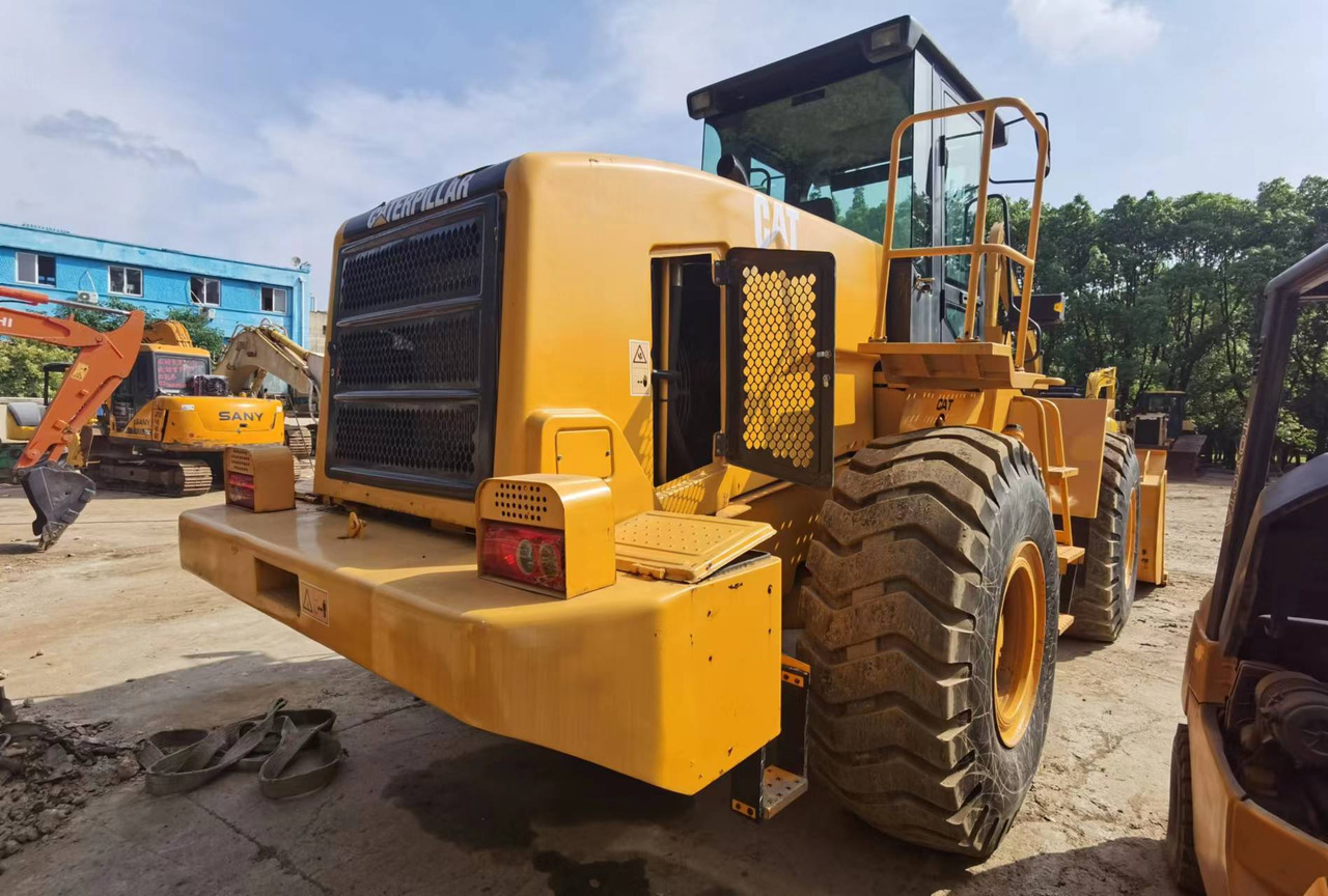 CATERPILLAR 966F - Wheel loader: picture 3 CATERPILLAR 966F - Wheel loader: picture 3