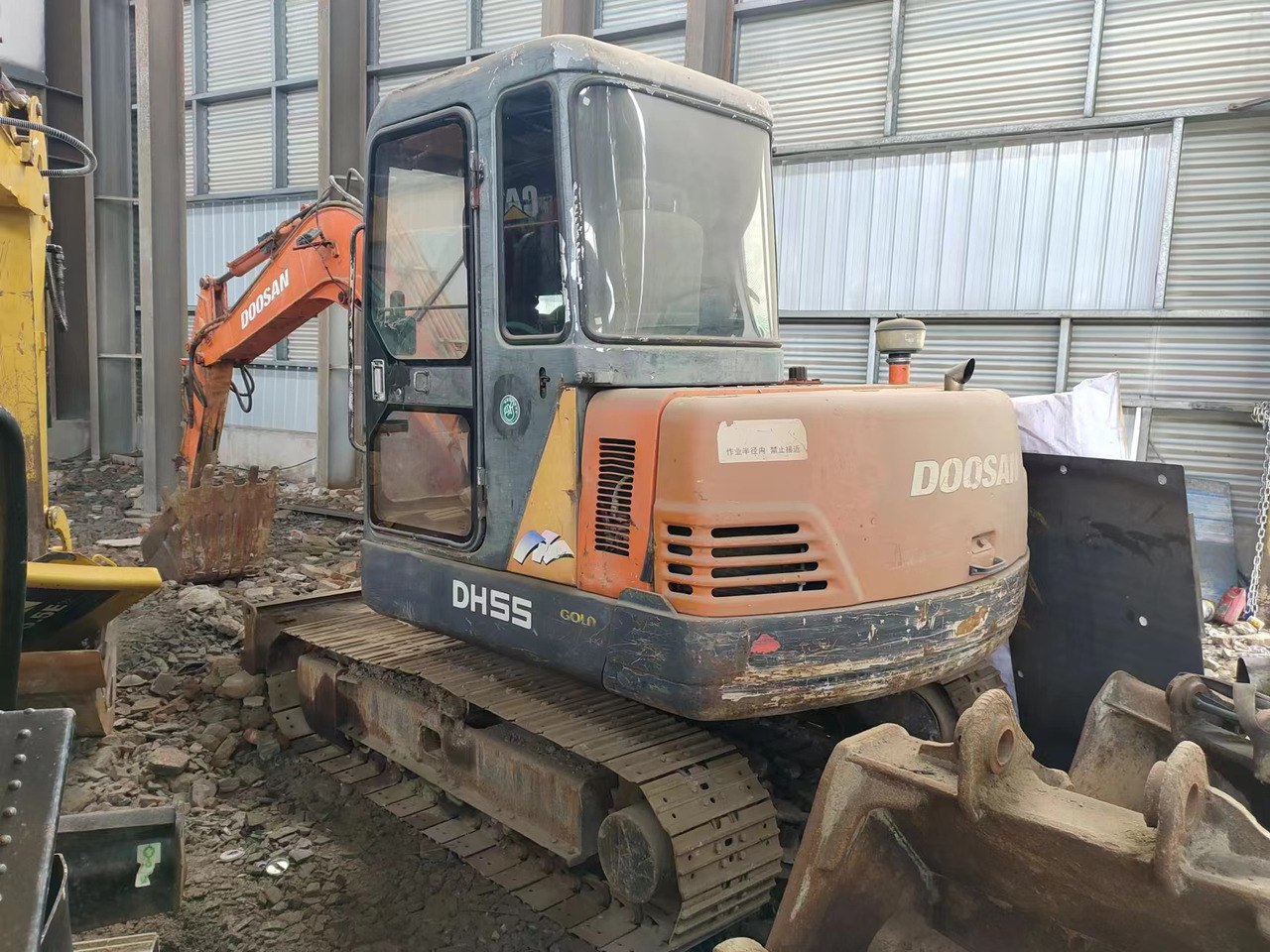 DOOSAN DH55 - Mini excavator: picture 2 DOOSAN DH55 - Mini excavator: picture 2