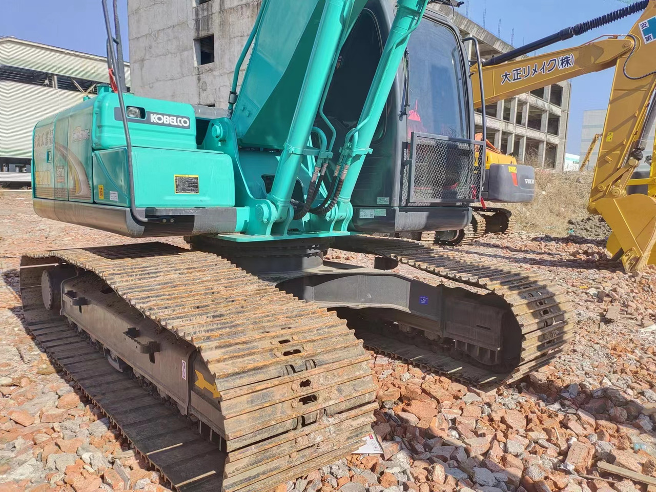 KOBELCO SK200D - Crawler excavator: picture 4 KOBELCO SK200D - Crawler excavator: picture 4