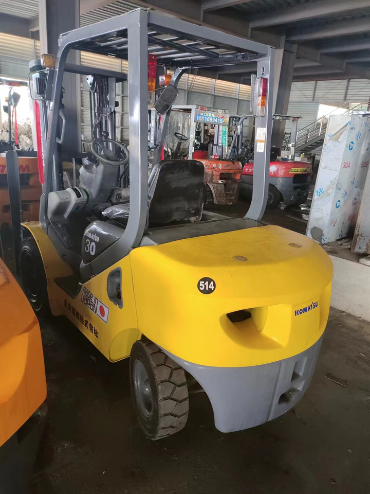 KOMATSU FD30 - Diesel forklift: picture 1 KOMATSU FD30 - Diesel forklift: picture 1
