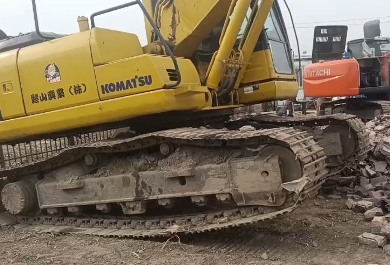 KOMATSU PC200-8N1 - Crawler excavator: picture 2 KOMATSU PC200-8N1 - Crawler excavator: picture 2