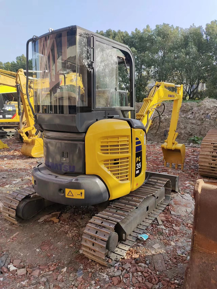 KOMATSU PC35MR PC40 PC45 PC50 PC55 PC60 - Mini excavator: picture 1 KOMATSU PC35MR PC40 PC45 PC50 PC55 PC60 - Mini excavator: picture 1