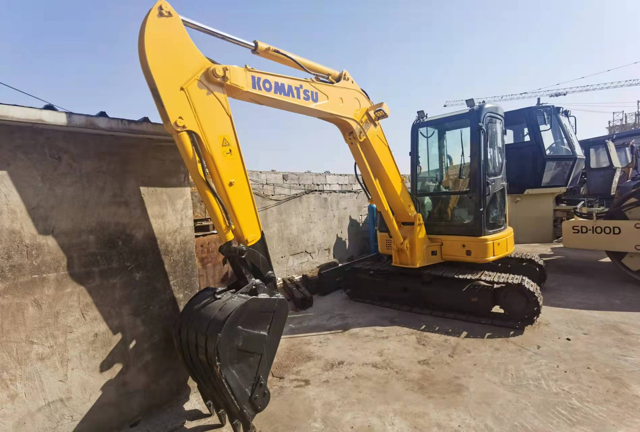 KOMATSU PC55MR-2 - Mini excavator: picture 2 KOMATSU PC55MR-2 - Mini excavator: picture 2