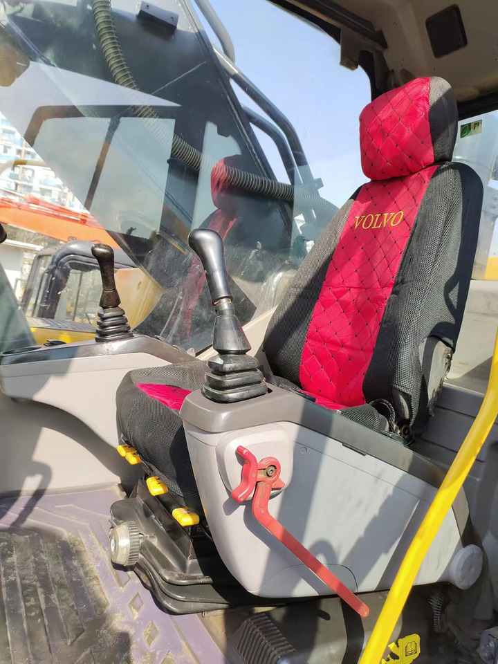 VOLVO EC460 - Crawler excavator: picture 4 VOLVO EC460 - Crawler excavator: picture 4