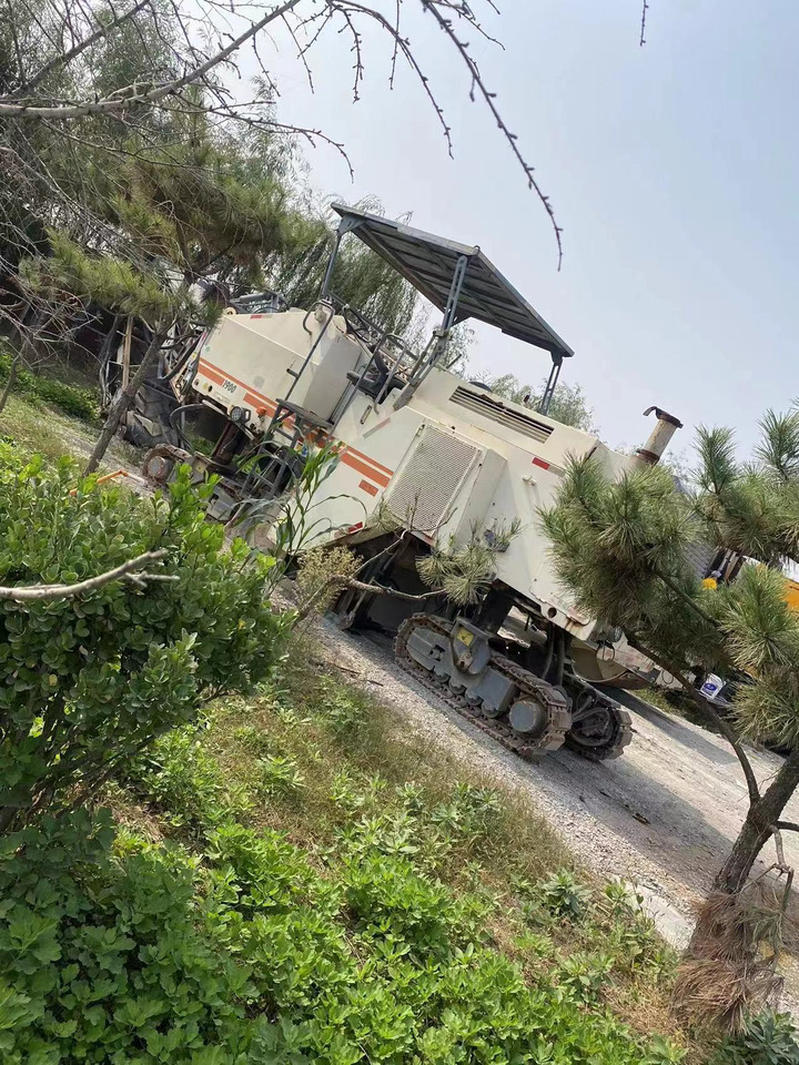 WIRTGEN 1900 - Cold planer: picture 2 WIRTGEN 1900 - Cold planer: picture 2