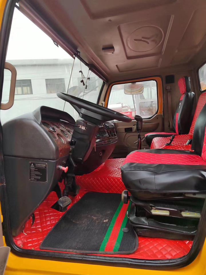 Mobile crane XCMG QY70K good condition QY25K QY50K QY100K QY130K China brand mobile crane: picture 7 Mobile crane XCMG QY70K good condition QY25K QY50K QY100K QY130K China brand mobile crane: picture 7