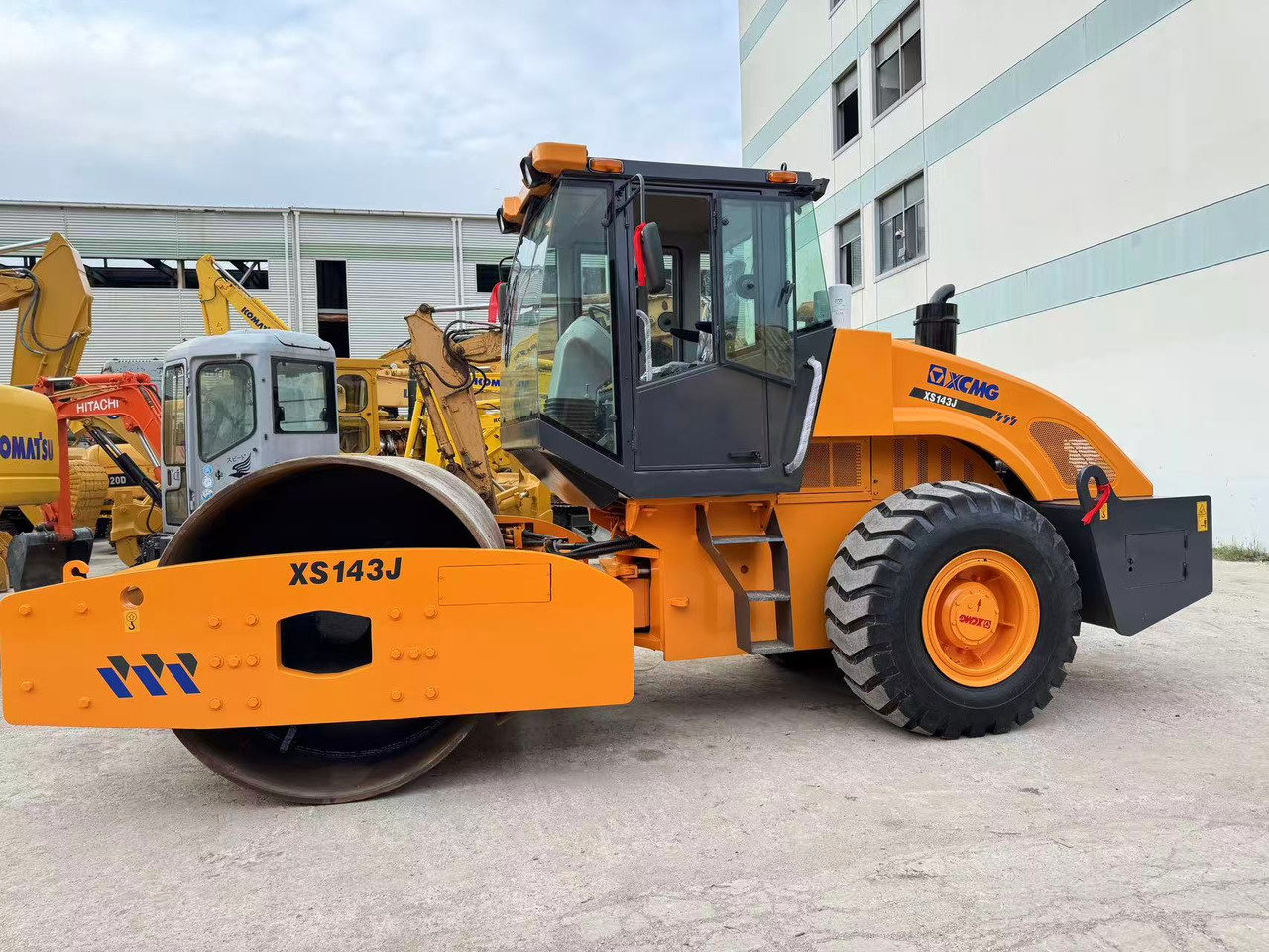 XCMG XS143J - Road roller: picture 3 XCMG XS143J - Road roller: picture 3