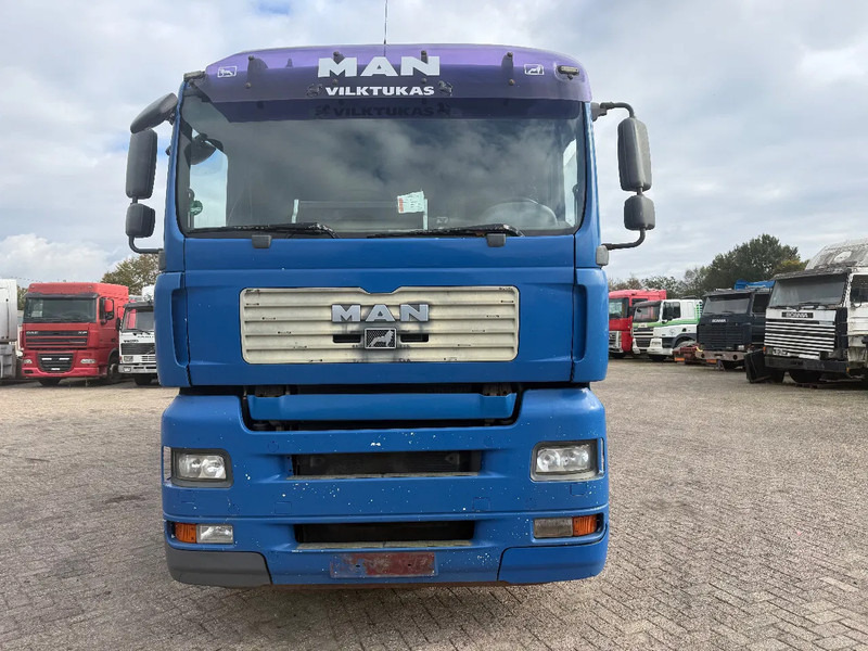 MAN TGA 18.360 BOX TRUCK - Box truck: picture 2 MAN TGA 18.360 BOX TRUCK - Box truck: picture 2
