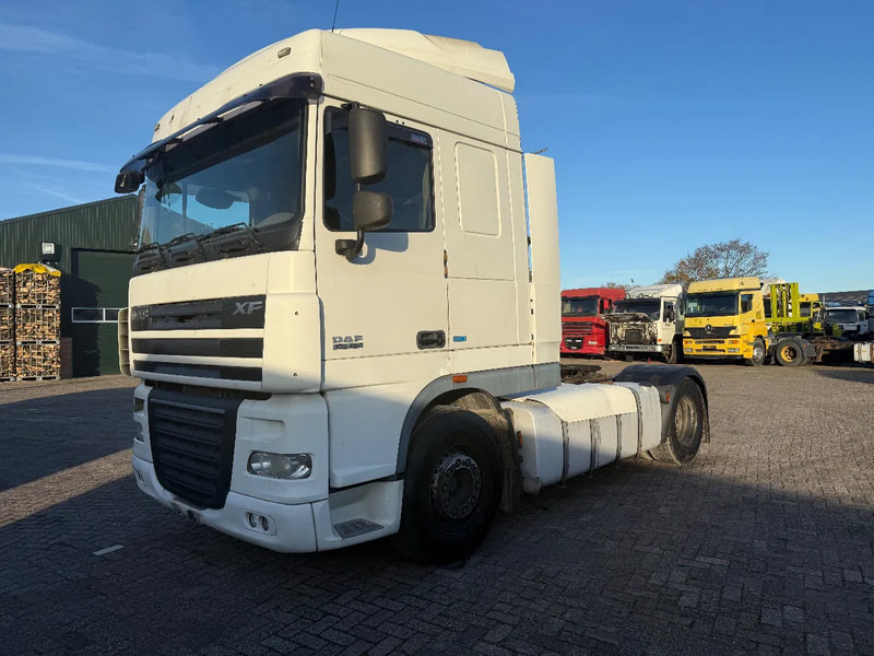 DAF XF 105.460 Tractor unit - Tractor unit: picture 3 DAF XF 105.460 Tractor unit - Tractor unit: picture 3