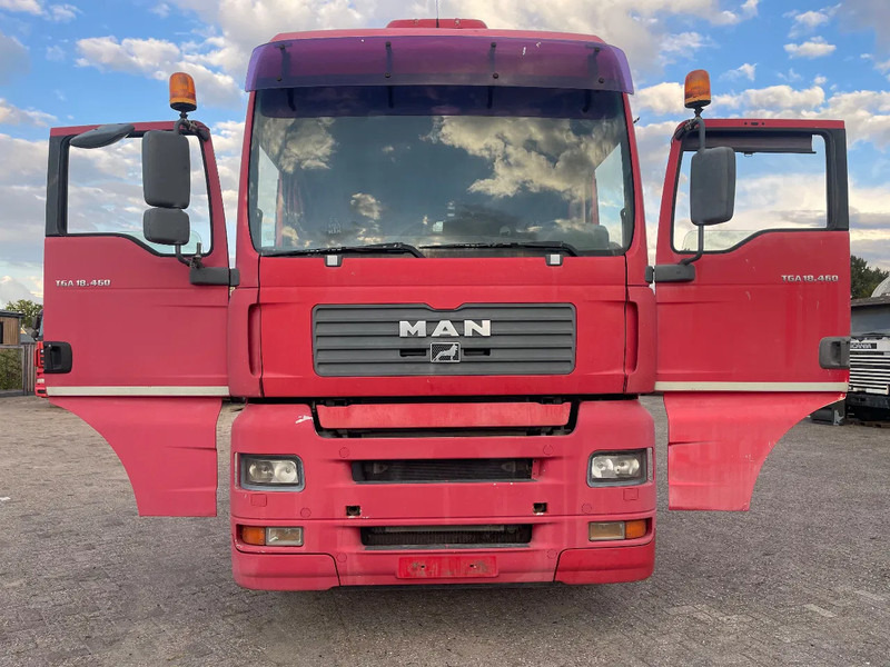 MAN TGA 18.460 Tractor unit manual pump - Tractor unit: picture 2 MAN TGA 18.460 Tractor unit manual pump - Tractor unit: picture 2
