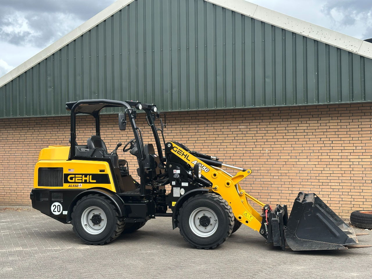 Gehl AL550 - Wheel loader: picture 4 Gehl AL550 - Wheel loader: picture 4