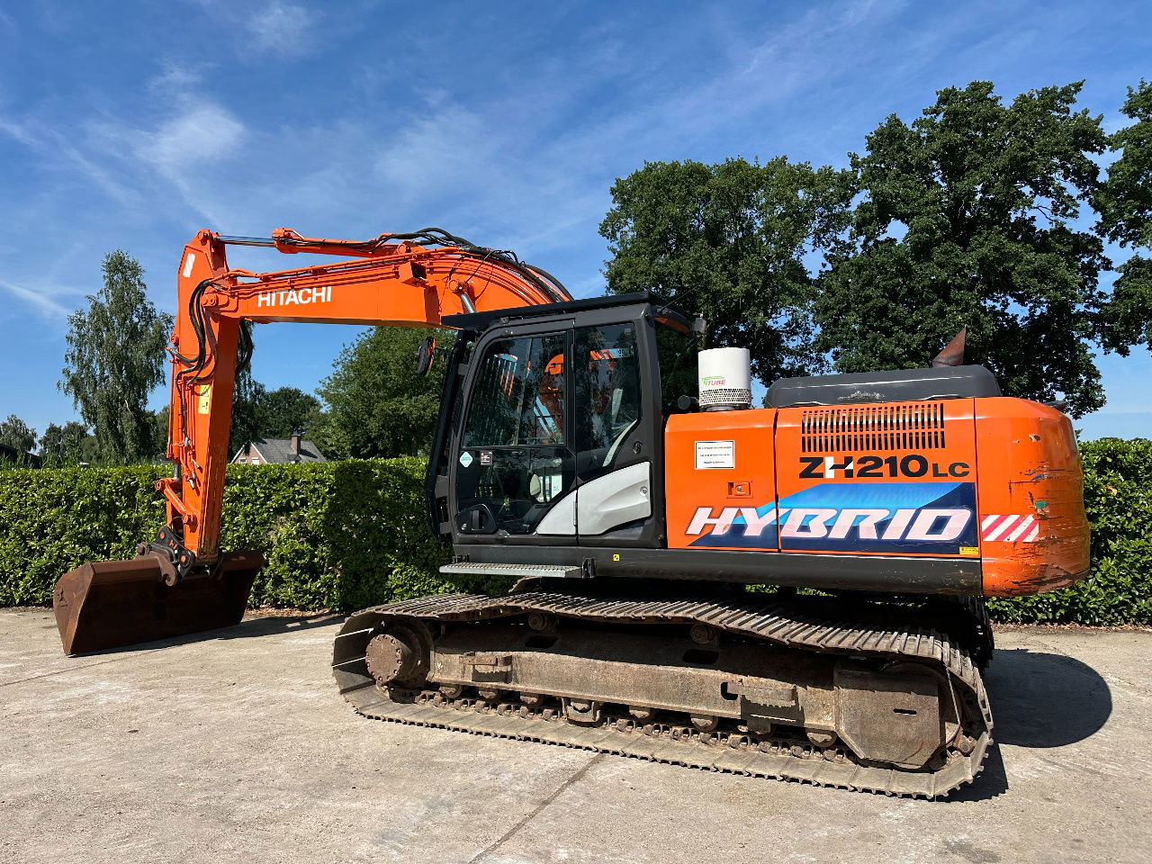 Hitachi ZH210LC-5B - Crawler excavator: picture 2 Hitachi ZH210LC-5B - Crawler excavator: picture 2