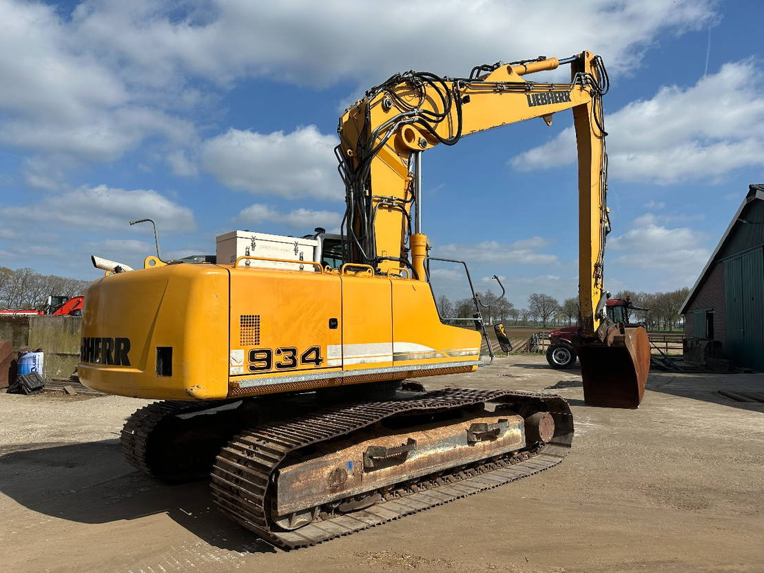 Liebherr R934C Hdsl - Crawler excavator: picture 3 Liebherr R934C Hdsl - Crawler excavator: picture 3