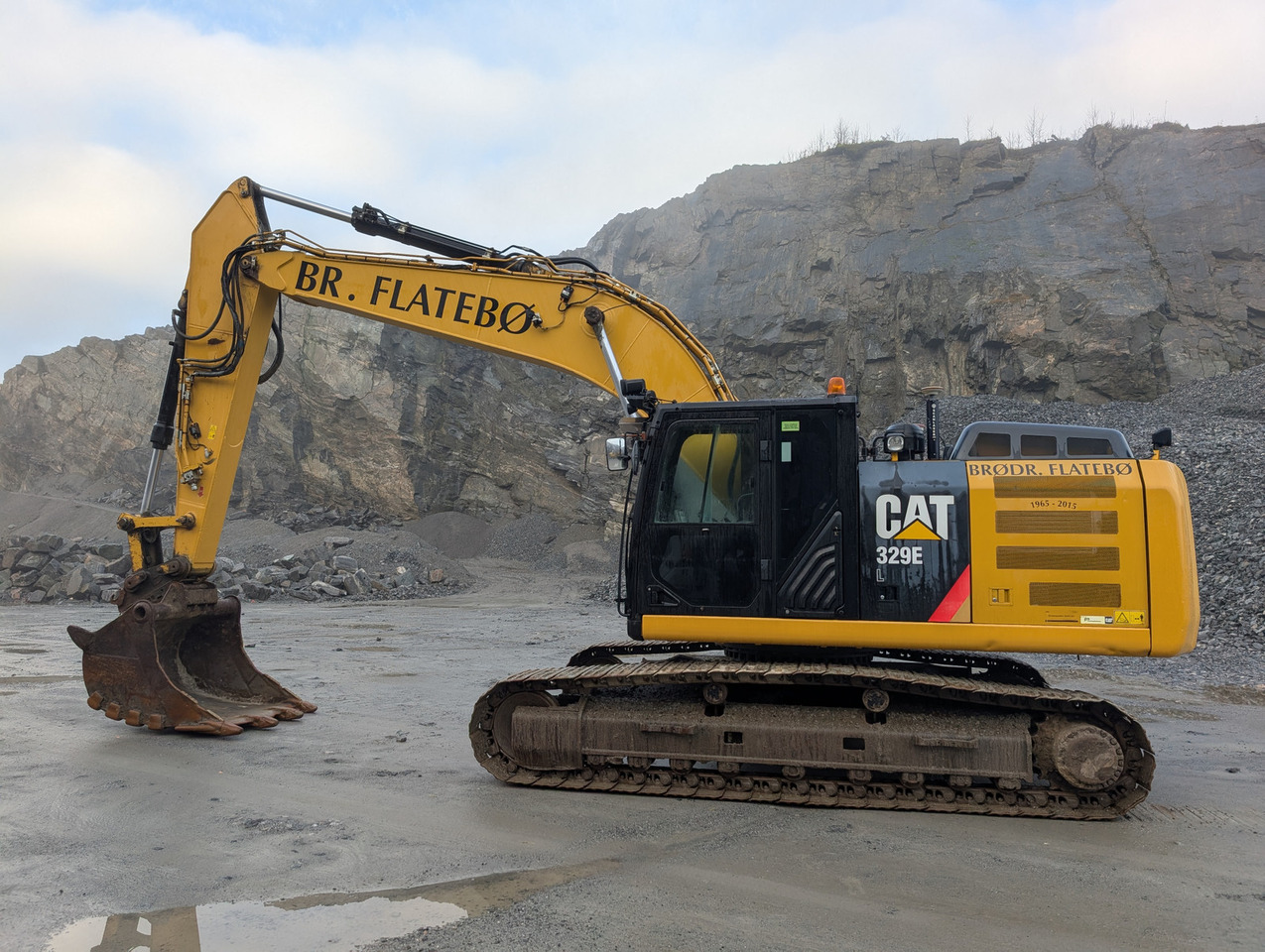Cat 329EL - Crawler excavator: picture 2 Cat 329EL - Crawler excavator: picture 2