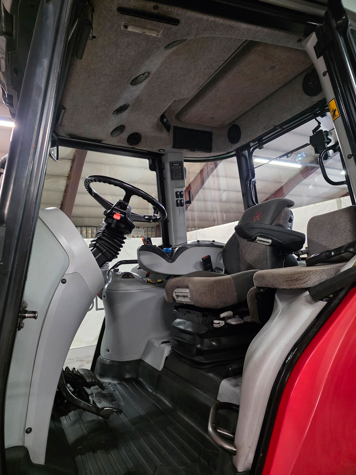 Leasing of  Massey Ferguson 7480 Dyna VT Massey Ferguson 7480 Dyna VT: picture 14