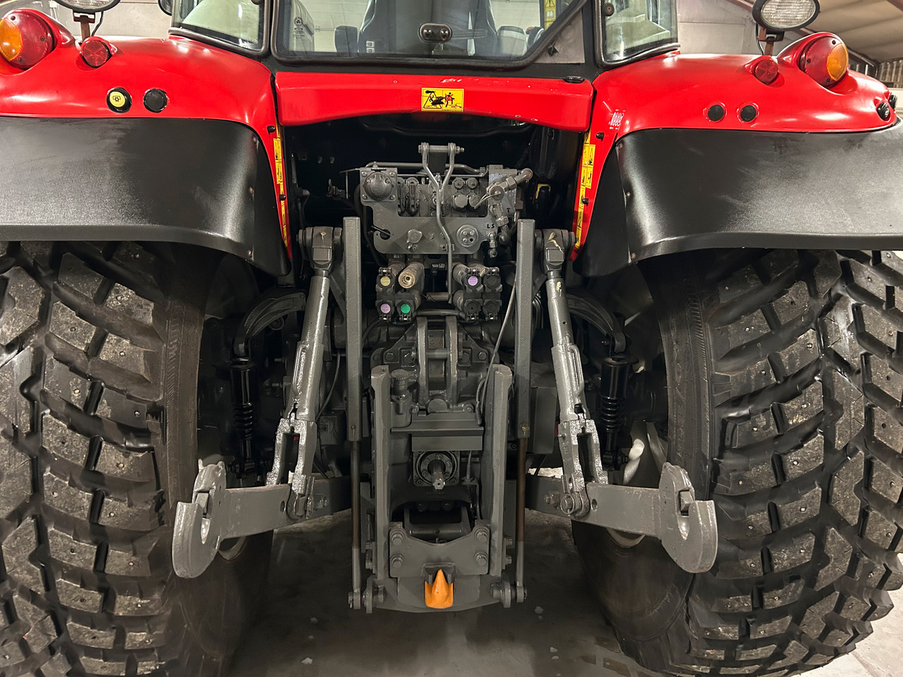 Massey Ferguson 7618 Dyna VT - Farm tractor: picture 4 Massey Ferguson 7618 Dyna VT - Farm tractor: picture 4