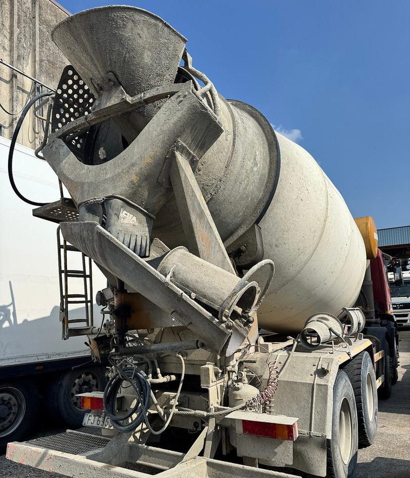 BETONIERA IVECO 410E42 8X4 - Concrete mixer truck: picture 3 BETONIERA IVECO 410E42 8X4 - Concrete mixer truck: picture 3