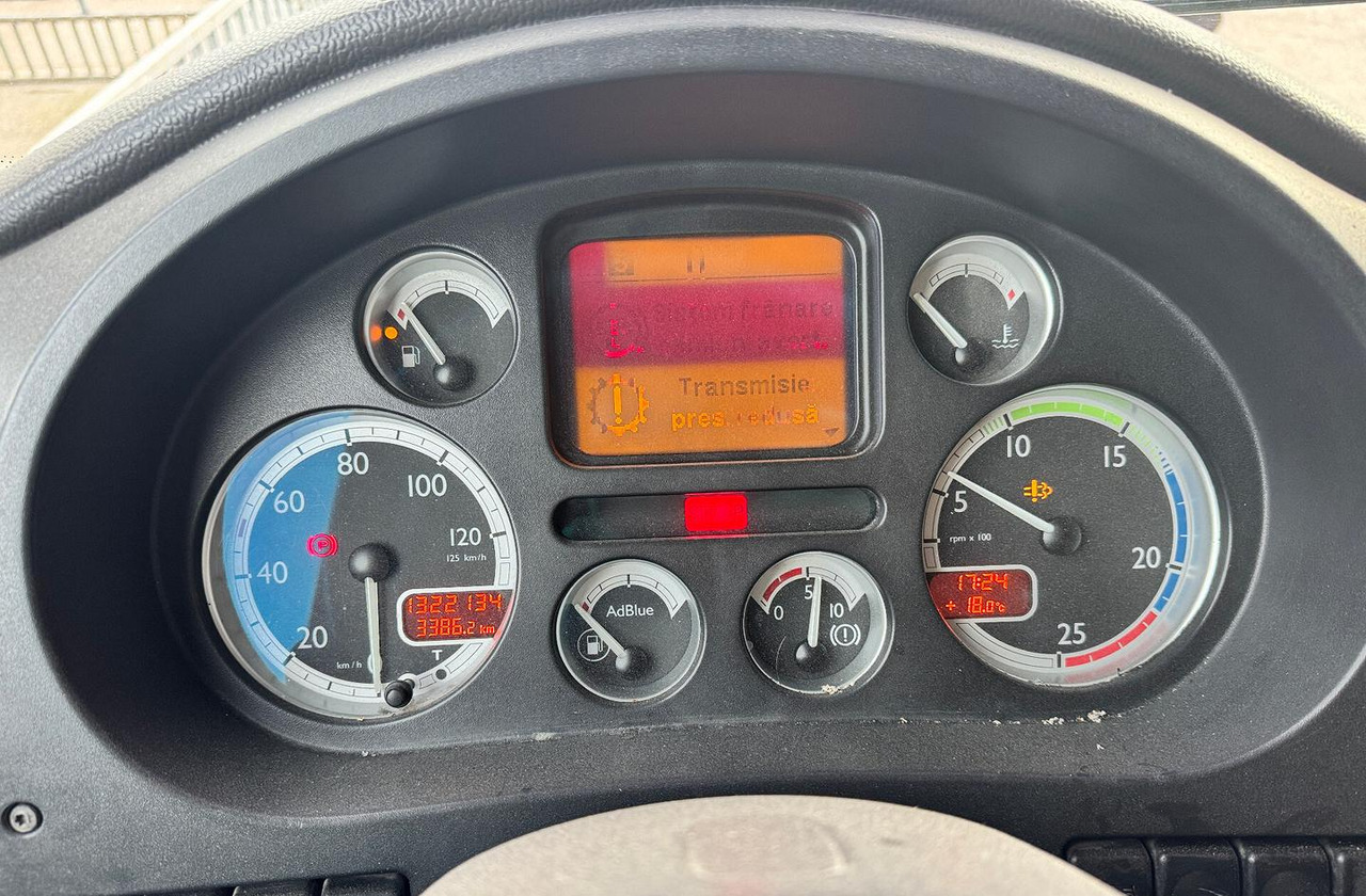 DAF XF 105.460 - 2010 - AUTOMATICO - Tractor unit: picture 5 DAF XF 105.460 - 2010 - AUTOMATICO - Tractor unit: picture 5